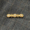 brooch pearls